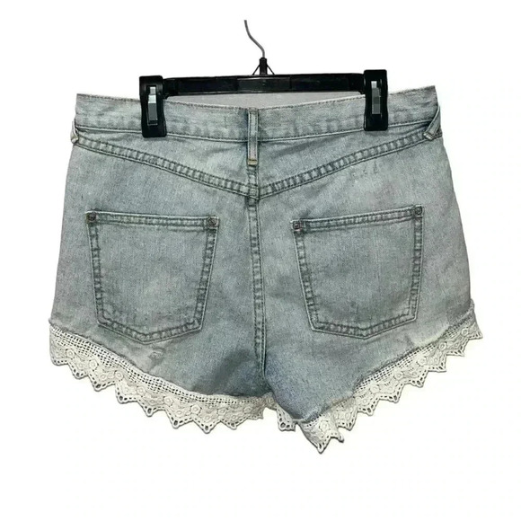 Free People Lacey Cutoff Daisy Wash Distressed Denim Shorts Size 26 Boho - Picture 9 of 9